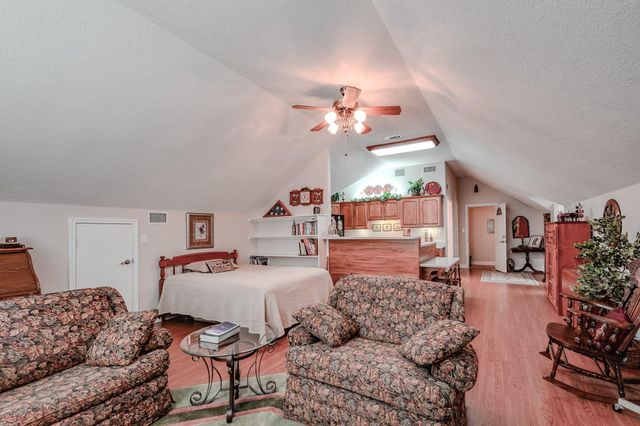 9018 Water Point Drive, Beach City, TX 77523