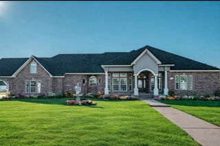 9018 Water Point Drive, Beach City, TX 77523