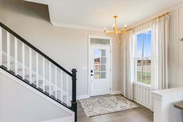 5101 Cedar Drive, Naperville, IL 60564
