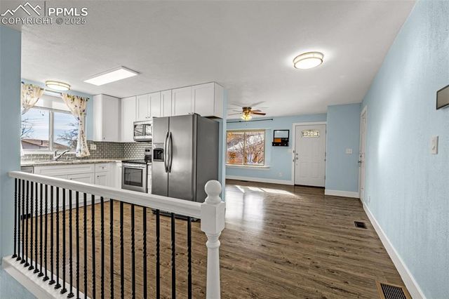 7211 Rising Moon Drive, Colorado Springs, CO 80919