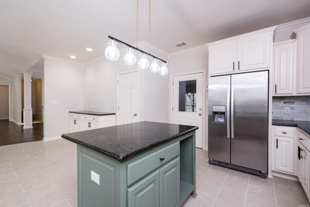 8 Clervaux Drive, Little Rock, AR 72223