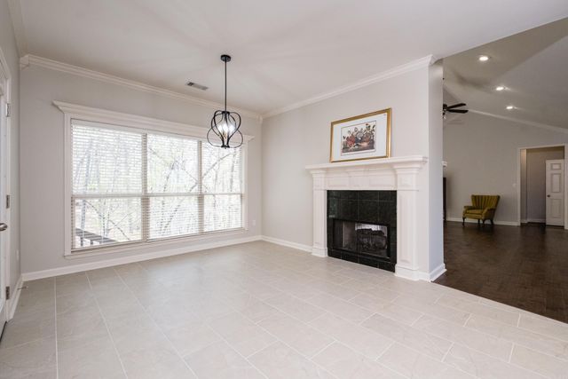 8 Clervaux Drive, Little Rock, AR 72223