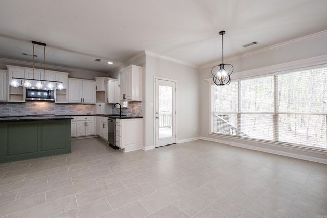 8 Clervaux Drive, Little Rock, AR 72223