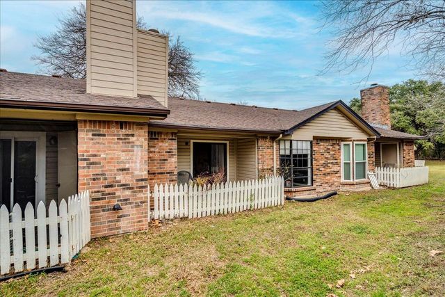 1601 Faro DR 1402, Austin, TX 78741