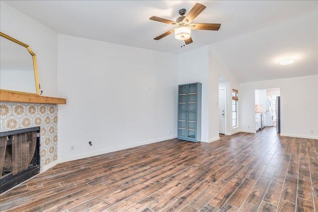 1601 Faro DR 1402, Austin, TX 78741