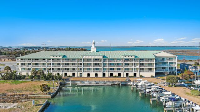 212 Old Causeway Road 107 Morgan Creek Landing, Beaufort, NC 28516