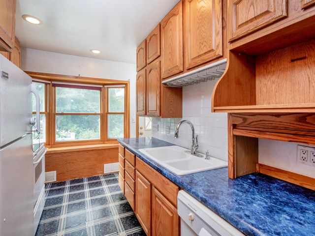 1359 Sumner Street, Saint Paul, MN 55116