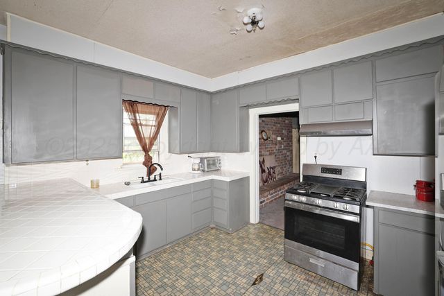 2001 NW 13TH Avenue, Amarillo, TX 79107