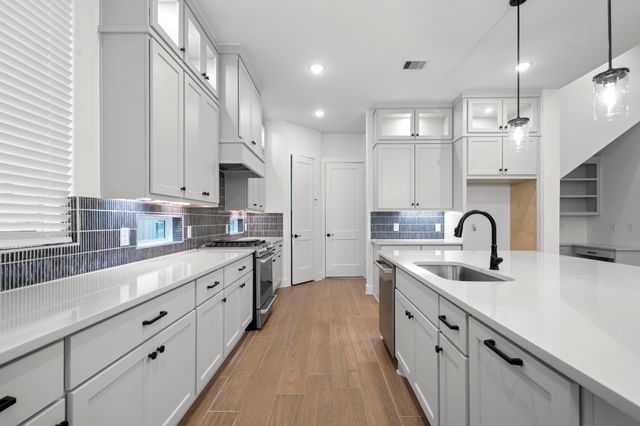 15716 Hoptree Heights Lane, Conroe, TX 77302