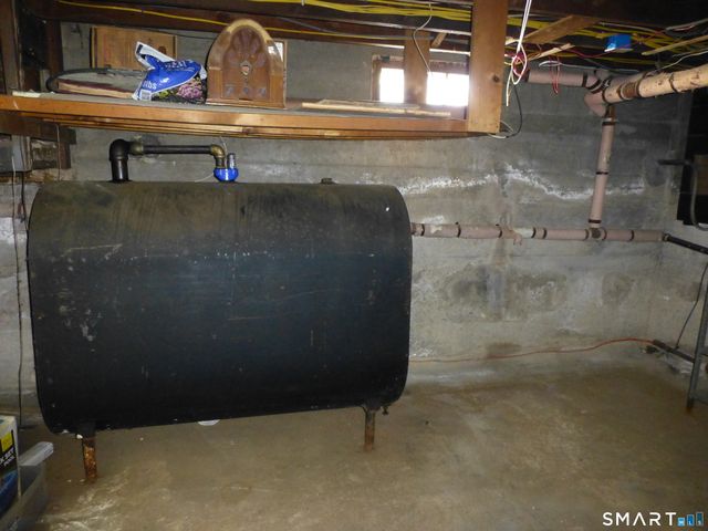 108 West Town Street, Norwich, CT 06360