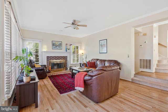 20639 CUTWATER PL, Sterling, VA 20165