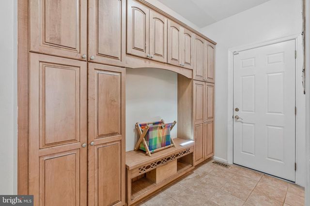 20639 CUTWATER PL, Sterling, VA 20165