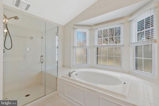 20639 CUTWATER PL, Sterling, VA 20165