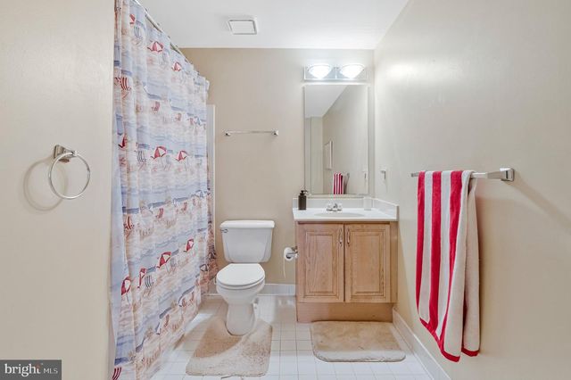 20639 CUTWATER PL, Sterling, VA 20165