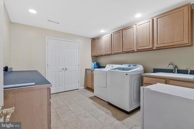 20639 CUTWATER PL, Sterling, VA 20165