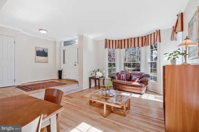 20639 CUTWATER PL, Sterling, VA 20165