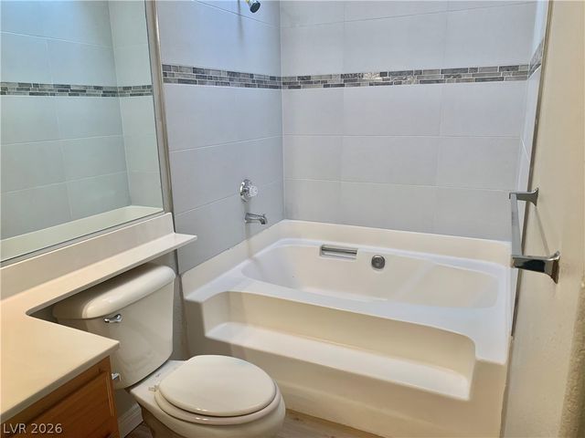 2985 Juniper Hills Boulevard 203, Las Vegas, NV 89142