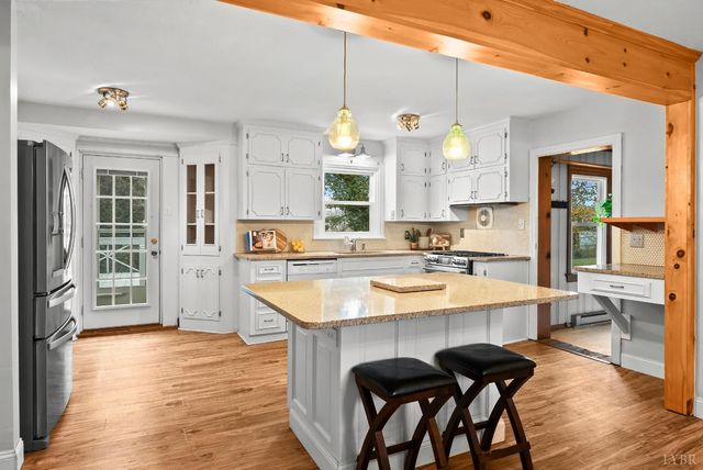 3824 Cambria, Lynchburg, VA 24501