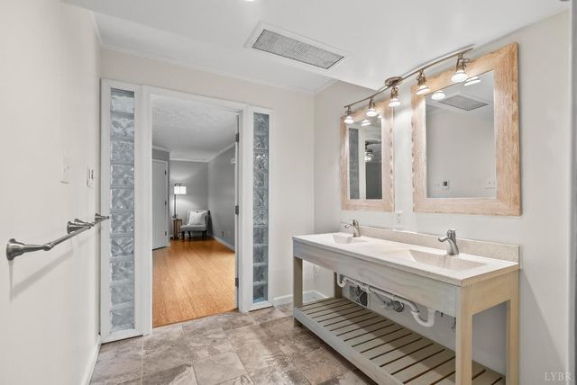 3824 Cambria, Lynchburg, VA 24501