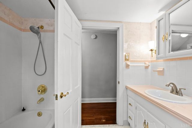 3824 Cambria, Lynchburg, VA 24501