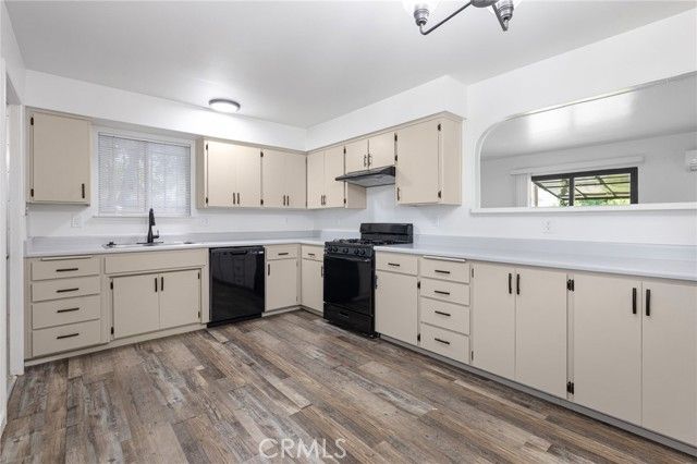 4312 W Dorothea Avenue, Visalia, CA 93277