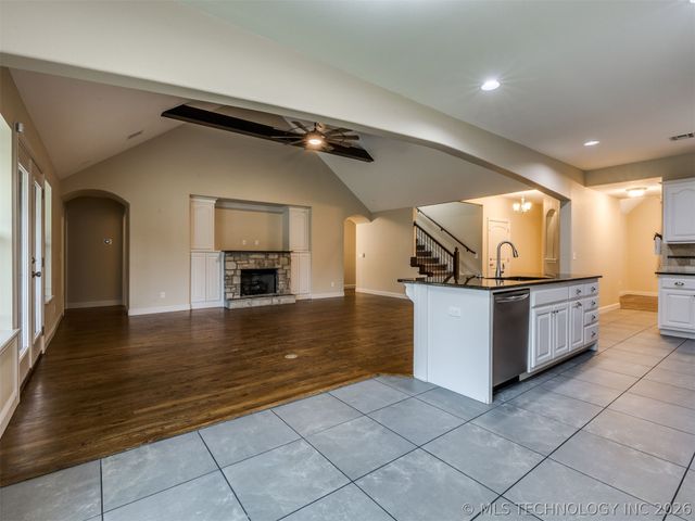 18434 E 50th Place S, Tulsa, OK 74134