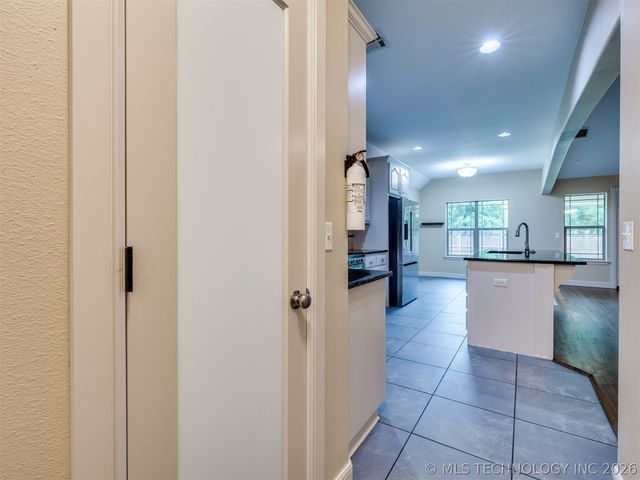 18434 E 50th Place S, Tulsa, OK 74134