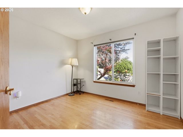 4619 Se POWELL BUTTE Pkwy, Portland, OR 97236