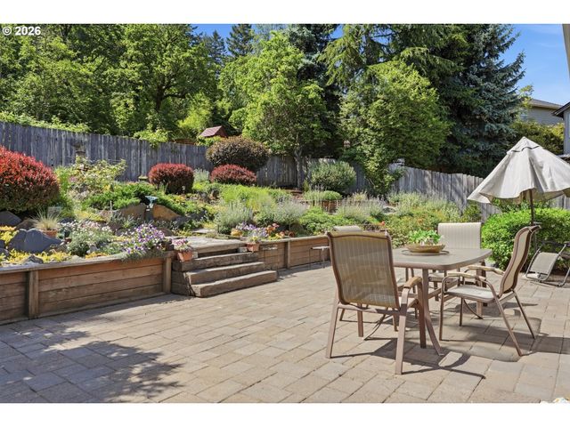 4619 Se POWELL BUTTE Pkwy, Portland, OR 97236