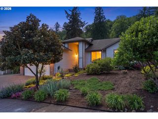 4619 Se POWELL BUTTE Pkwy, Portland, OR 97236