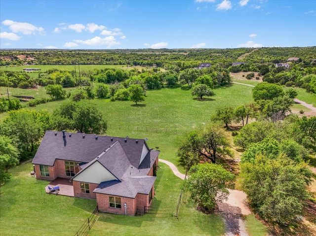 1145 Veal Station Road, Weatherford, TX 76085