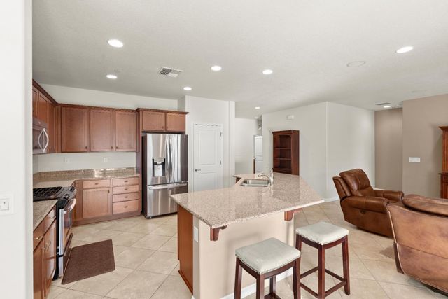 7908 Dearne Way, Elk Grove, CA 95757