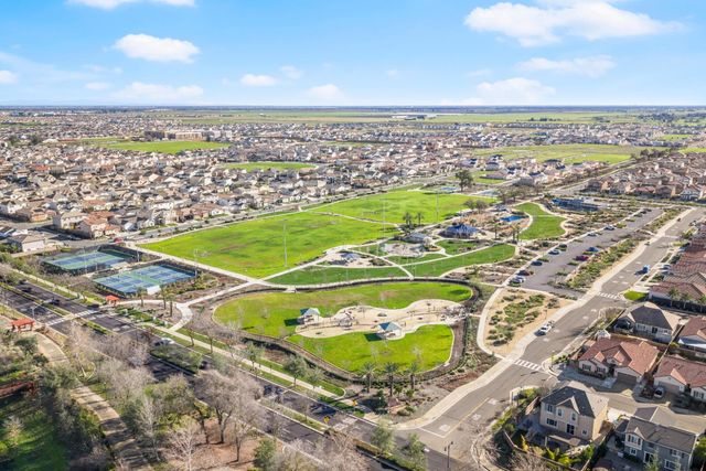 7908 Dearne Way, Elk Grove, CA 95757