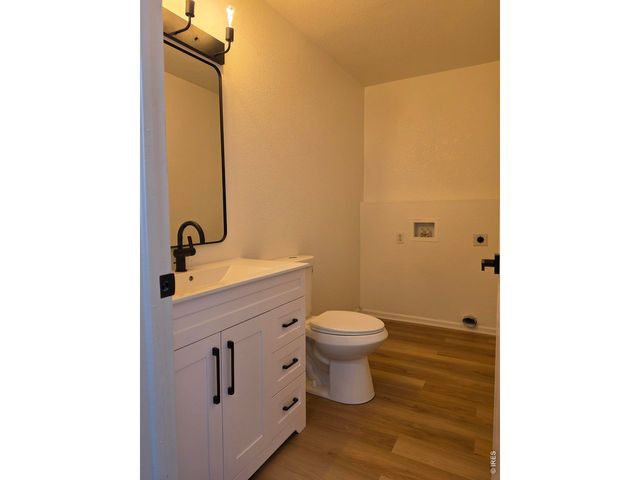 526 Suntrail Dr, Loveland, CO 80538