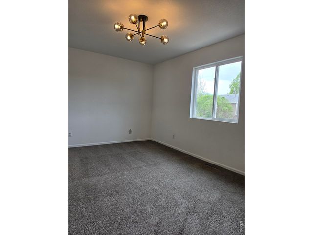 526 Suntrail Dr, Loveland, CO 80538