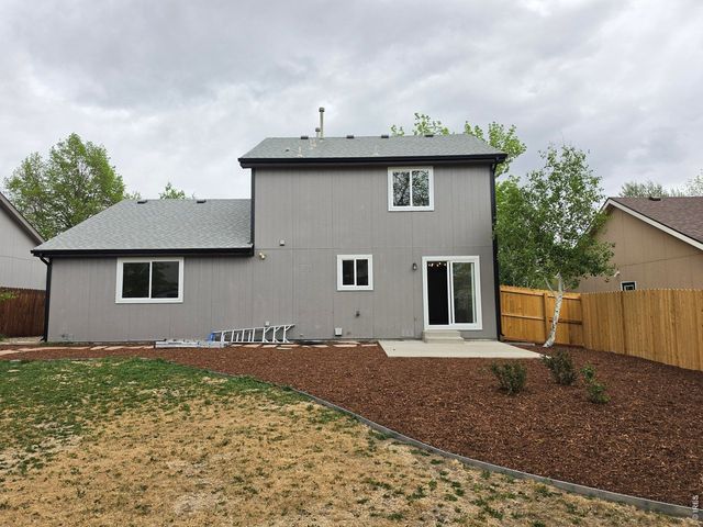 526 Suntrail Dr, Loveland, CO 80538