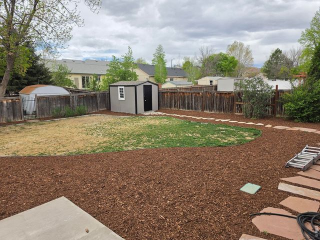 526 Suntrail Dr, Loveland, CO 80538