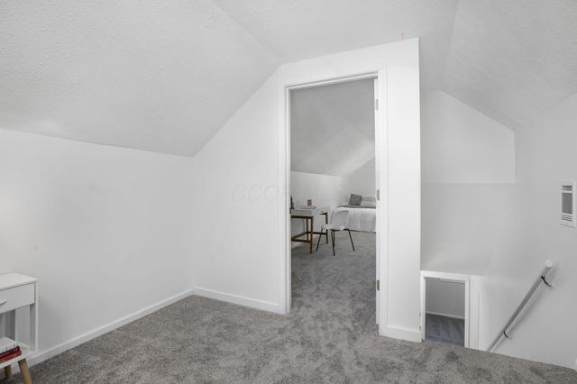 855 Dimson Drive E, Columbus, OH 43213