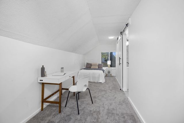 855 Dimson Drive E, Columbus, OH 43213