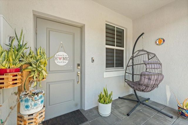 2641 SE SE 12th st, Homestead, FL 33035