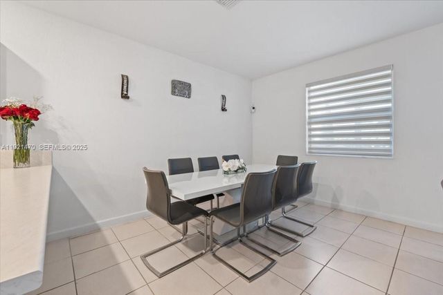 2641 SE SE 12th st, Homestead, FL 33035