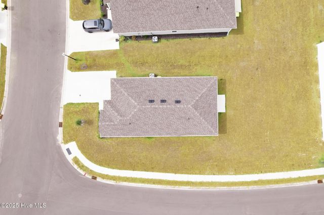 90 Eagle Creek Drive NE, Bolivia, NC 28422