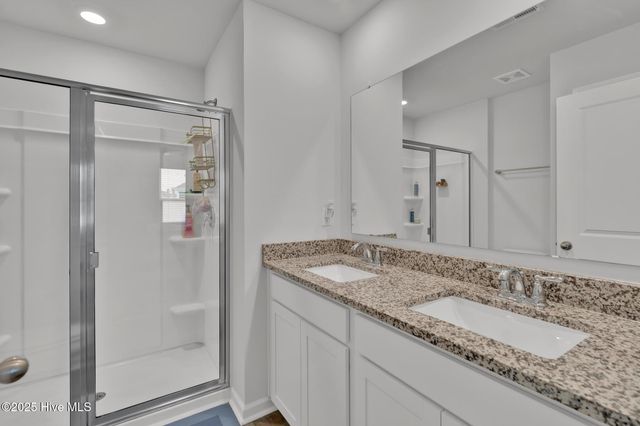 90 Eagle Creek Drive NE, Bolivia, NC 28422