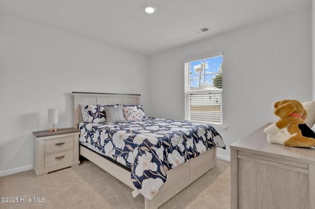 90 Eagle Creek Drive NE, Bolivia, NC 28422