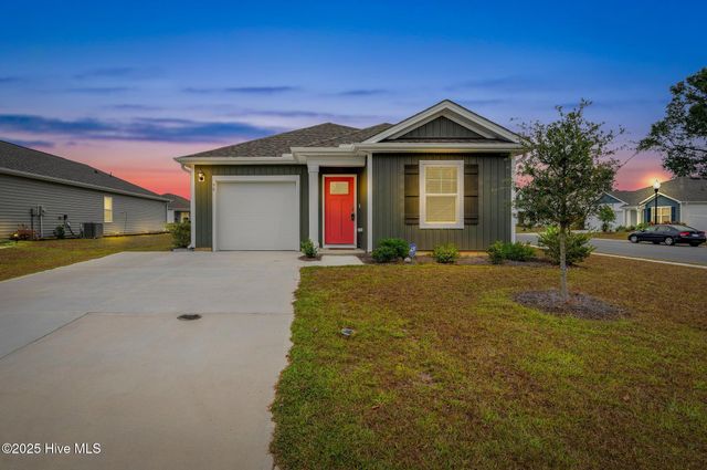 90 Eagle Creek Drive NE, Bolivia, NC 28422