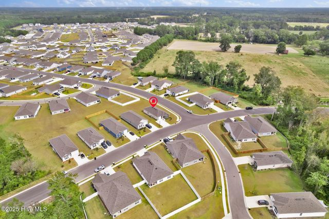 90 Eagle Creek Drive NE, Bolivia, NC 28422