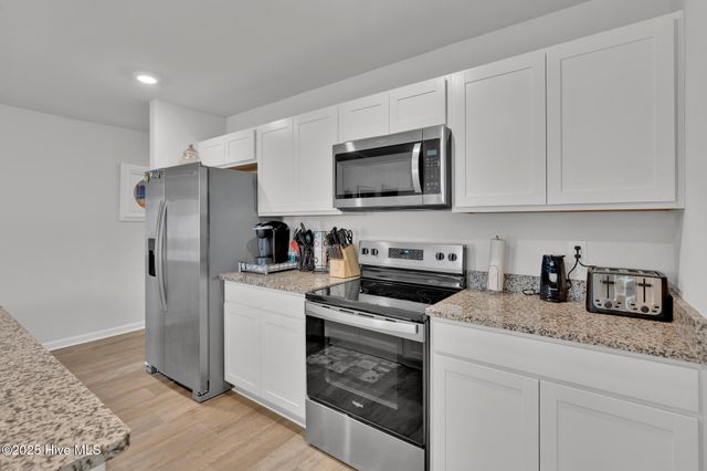 90 Eagle Creek Drive NE, Bolivia, NC 28422