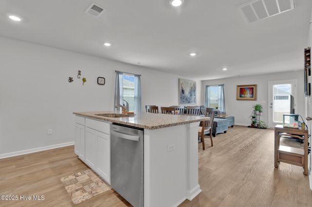 90 Eagle Creek Drive NE, Bolivia, NC 28422