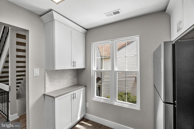 3202-B RAMSBURY CT, Mount Laurel, NJ 08054