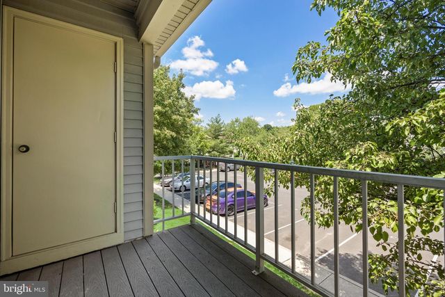 3202-B RAMSBURY CT, Mount Laurel, NJ 08054